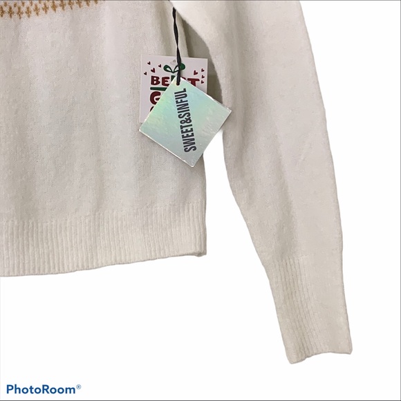 Sweet & Sinful SweaterCropped LongSleeve Christmas - Picture 4 of 11